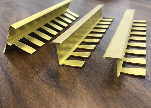Gold 3.0m Decorative Brass Trim Strips Furniture Decoration